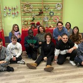 Taglio del nastro per la mostra dei lavori del Centro Do Taglio del nastro per la mostra dei lavori del Centro Do