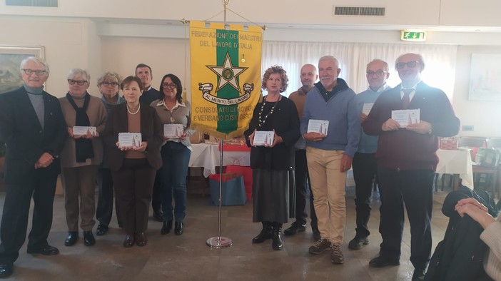 I maestri del lavoro di Novara e Vco riuniti per le celebrazioni natalizie VIDEO I maestri del lavoro di Novara e Vco riuniti per le celebrazioni natalizie VIDEO