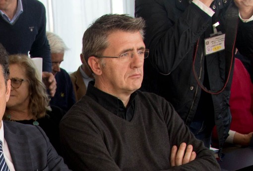 Montani (Lega) attacca lo studio del Politecnico: “Contiene errori evidenti. Non sanno nemmeno che l'ospedale di Arona non c'è più!”