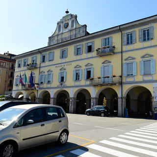 Consiglio comunale, Cristina (FI) denuncia: &quot;Risate del vicesindaco Boroli mentre si parla di sicurezza&quot;