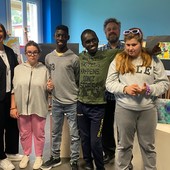 &quot;Oltre le parole&quot;: in mostra al Gobetti le opere realizzate dai ragazzi con disabilità FOTO
