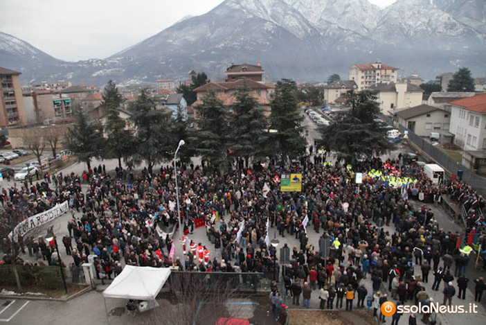 Crisi sanità, Insieme per un dono: "Pronti a scendere in piazza per difendere i diritti dei cittadini" Crisi sanità, Insieme per un dono: "Pronti a scendere in piazza per difendere i diritti dei cittadini"