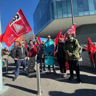 Anche i rider di Verbania a Milano per la manifestazione Cgil: "Basta promesse non mantenute"