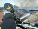 Incendio ai capannoni della ex Buzzi