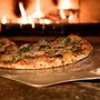 Differenza tra pizza e pinsa: cosa cambia davvero?
