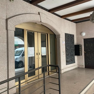 Uffici comunali nell'ex Banca d'Intra, soddisfatti FdI e Lega