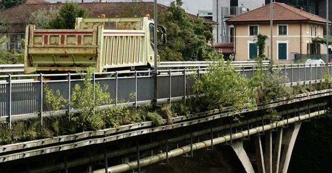 Il ponte sul torrente San Giovanni a Intra