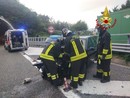 Scontro tra due auto sulla A26, una persona ferita