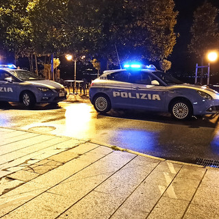 Atti vandalici nella notte a Verbania: identificati quattro minorenni