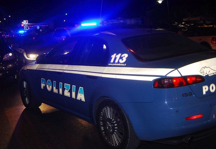 Controlli straordinari della Polizia: 700 persone identificate nel weekend