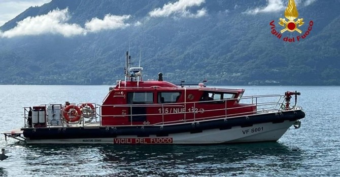 Forte vento sul lago, tre interventi dei Vigili del Fuoco per soccorrere persone in difficoltà