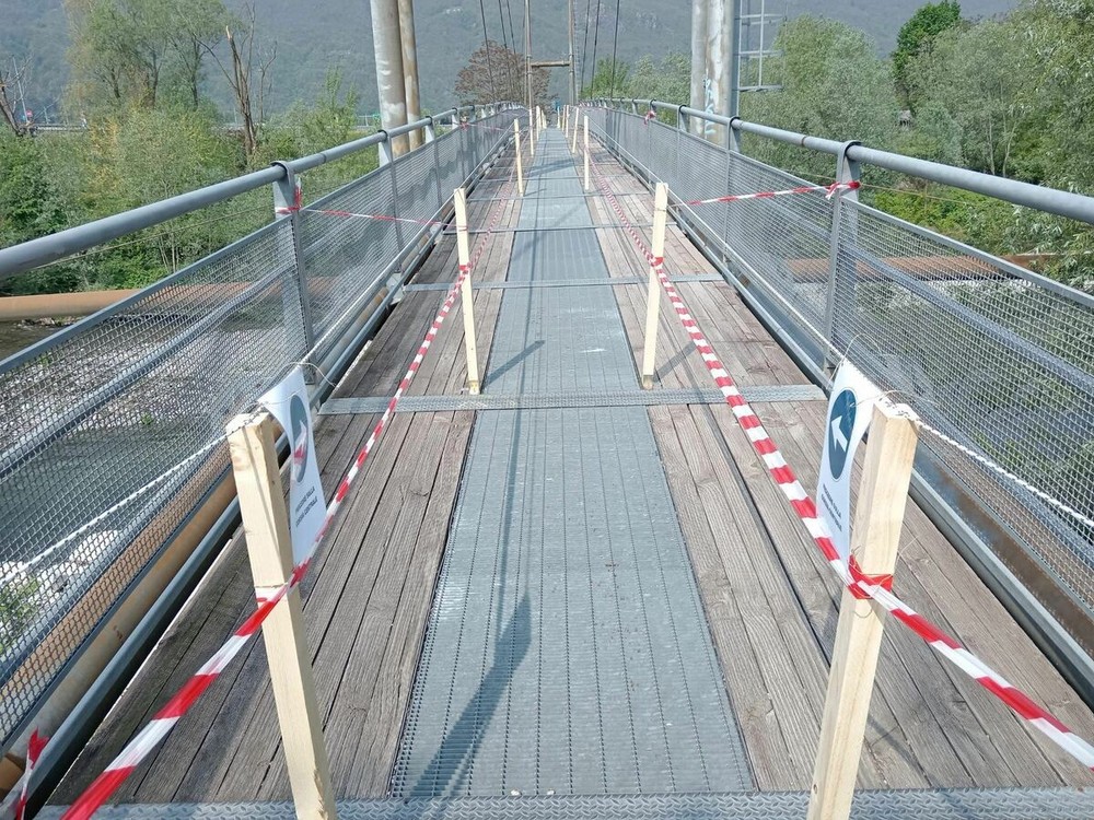 Buone notizie per ciclisti e camminatori: riaperta parzialmente la passerella di Gravellona Toce