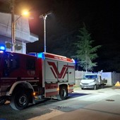 Gravellona Toce, tubatura del gas danneggiata durante lavori di scavo: intervengono i vigili del fuoco