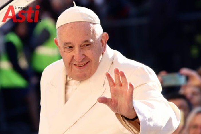 Lutto per la morte di Francesco, il Papa che aveva origini astigiane