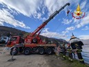 Stresa, recuperata l'auto affondata la scorsa settimana Stresa, recuperata l'auto affondata la scorsa settimana