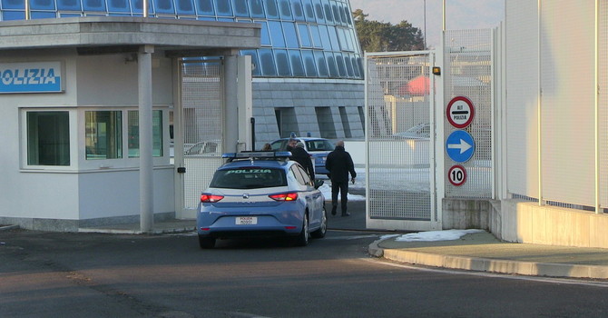 Truffe per mezzo milione di euro: arrestato a Verbania un sessantenne recidivo