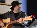 “Amorabilia”: Paolo Enrico Archetti Maestri presenta il suo nuovo album all'Alpe Colle “Amorabilia”: Paolo Enrico Archetti Maestri presenta il suo nuovo album all'Alpe Colle