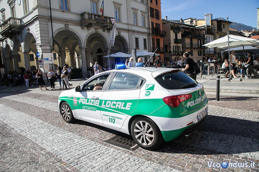 Quattro giovani del Vco denunciati per furto aggravato: identificati grazie alle telecamere di videosorveglianza