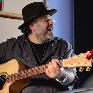 “Amorabilia”: Paolo Enrico Archetti Maestri presenta il suo nuovo album all'Alpe Colle