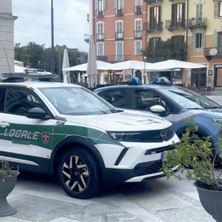 Intra, presidio delle forze dell’ordine a Intra dopo il caso “Rivoluzione a Verbania” VIDEO