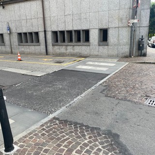 Omegna accoglie le richieste dei commercianti: un nuovo parcheggio carico e scarico in centro