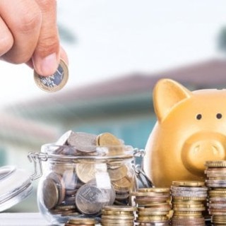 Piemonte, sei cittadini su dieci temono di non far quadrare i conti: il 64% preoccupato per le spese