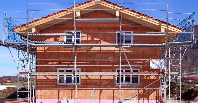 Imprese piemontesi in difficoltà per rincari materiali: fino al +30%. A rischio lavori pubblici e privati