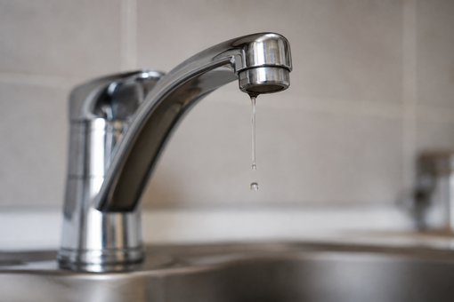 Cireggio senz’acqua per un guasto al pozzo, tecnici al lavoro: ripristino previsto entro sera Cireggio senz’acqua per un guasto al pozzo, tecnici al lavoro: ripristino previsto entro sera