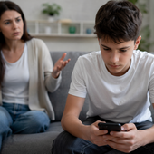 Adolescenti e social:  un incontro per capire il mondo digitale dei ragazzi