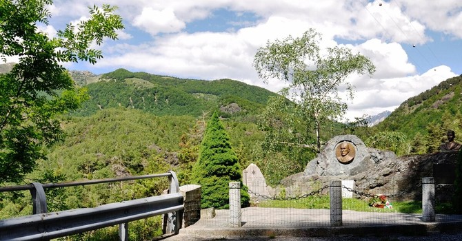 Eccidio al Sasso di Finero, 82 anni dopo il ricordo di Attilio Moneta e Alfredo Di Dio Eccidio al Sasso di Finero, 82 anni dopo il ricordo di Attilio Moneta e Alfredo Di Dio