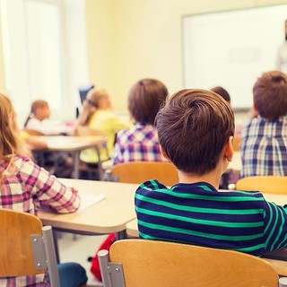 Scuola, spese alle stelle: oltre 1.100 euro tra corredo e libri per ogni studente
