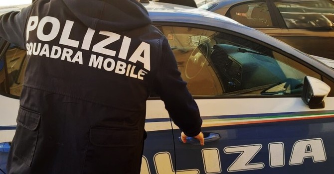 Verbania, scarcerato da due giorni viene nuovamente arrestato dalla Polizia Verbania, scarcerato da due giorni viene nuovamente arrestato dalla Polizia