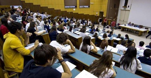OrientaVerbania: un confronto con laureati e laureandi per scegliere l'università giusta