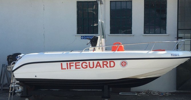 Turisti in difficoltà nelle acque del lago: intervento dei Giovanniti tra Suna e l'isola Madre Turisti in difficoltà nelle acque del lago: intervento dei Giovanniti tra Suna e l'isola Madre