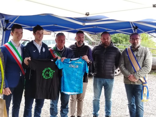 L'atleta olimpico Stefano Sottile ad Arola per una giornata di sport e solidarietà L'atleta olimpico Stefano Sottile ad Arola per una giornata di sport e solidarietà