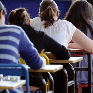 Maturità 2026, Quintiliano al classico e allo scientifico lo studio del livello dell'acqua del lago di Bracciano