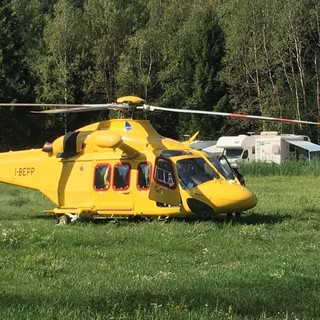 Tragedia ad Arola: 71enne perde la vita ribaltandosi con il trattore