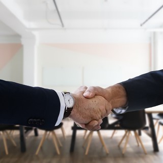 Bonus assunzioni 2025, il governo punta a 180mila nuovi contratti stabili per giovani e donne