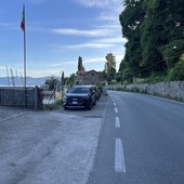 “Perché non vietare i parcheggi lungo la statale del lago?” “Perché non vietare i parcheggi lungo la statale del lago?”
