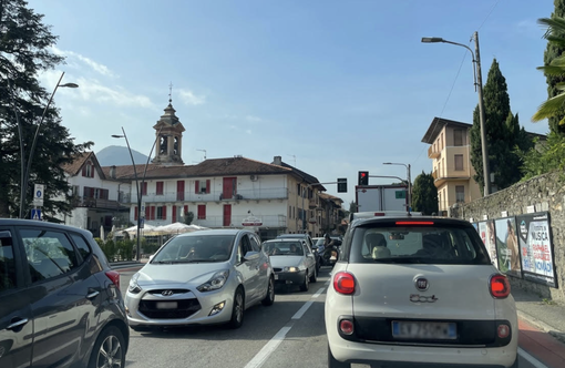 Cantieri sulla SS 34, Forza Italia: &quot;Ancora code e disagi per i cittadini. L'amministrazione assuma ruolo di coordinamento&quot;