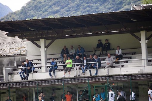 Chiusura temporanea della tribuna dello stadio di Ornavasso Chiusura temporanea della tribuna dello stadio di Ornavasso