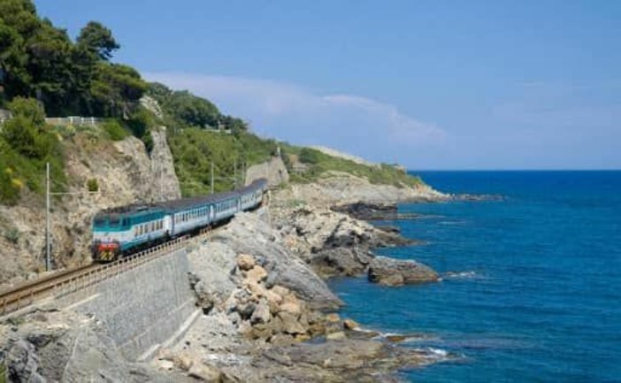 Trenitalia: "In Piemonte per l'estate oltre 740 collegamenti al giorno e rete assistenza potenziata" Trenitalia: "In Piemonte per l'estate oltre 740 collegamenti al giorno e rete assistenza potenziata"