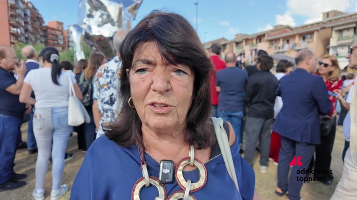 Arte, Attanasio (poetessa), "L'umano che c'è in noi deve essere rispettato"