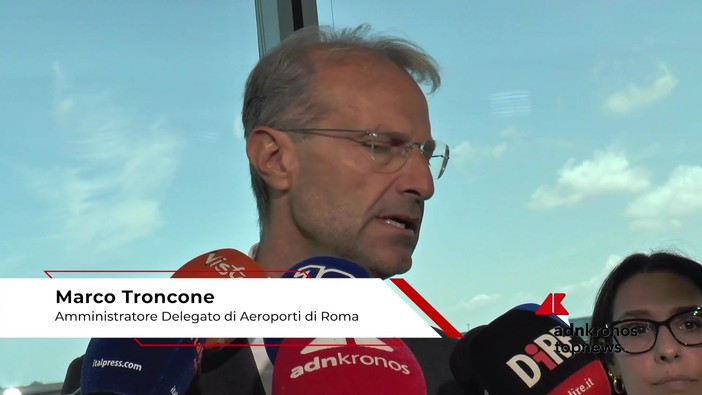 Aeroporti, Troncone (Adr): "Con 'Open' soddisfiamo esigenze di un hub da 100 mln di passeggeri" Aeroporti, Troncone (Adr): "Con 'Open' soddisfiamo esigenze di un hub da 100 mln di passeggeri"