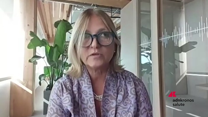 Salute, Gatti (Bayer): 'Menopausa naturale ma non va sopportata, parlarne con il medico"
