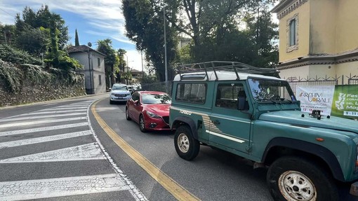 “No alla ciclopedonale di villa Giulia trasformata in parcheggio”