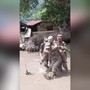 Alluvione in Nepal, l'intervento dei soccorsi per salvare le persone dal fango Alluvione in Nepal, l'intervento dei soccorsi per salvare le persone dal fango