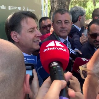 Conte: "Meloni ha trovato stabilità grazie a poteri forti"