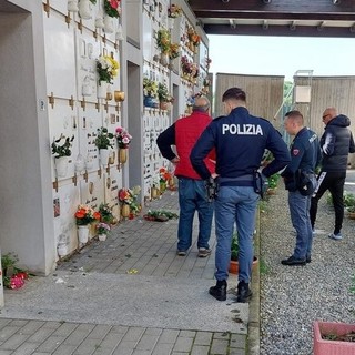 Atti vandalici nei cimiteri omegnesi: saranno installati nuovi dispositivi di sicurezza