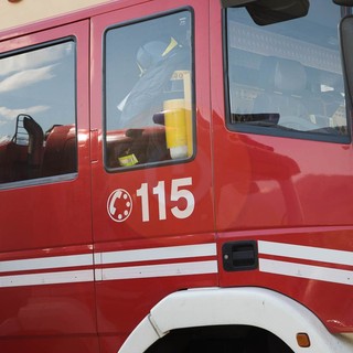 Incendio nella notte a Baveno: nessun ferito